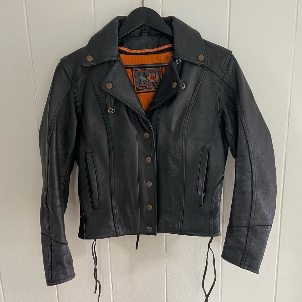 First Manufacturing Co. Classics Leather Gear Motorcycle Jacket M